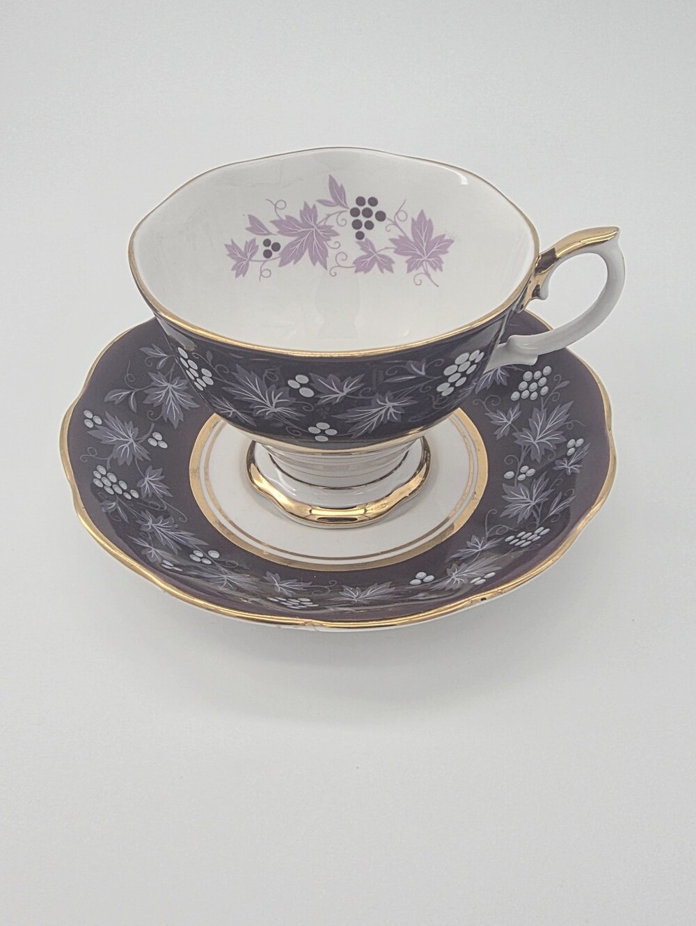 Royal Albert Bone China Teacup Saucer Set Purple Floral Gold Trim Vintage Englan
